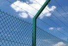 Eungella Dambarbed-wire-fencing-8.jpg; ?>